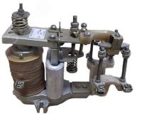 Реле РЭВ 826 =220в